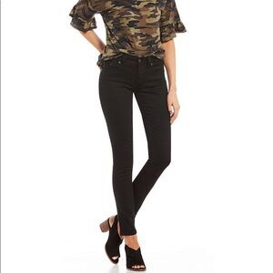 ✨HP✨Embellished Wing Cross Low Rise Skinny Jeans✨